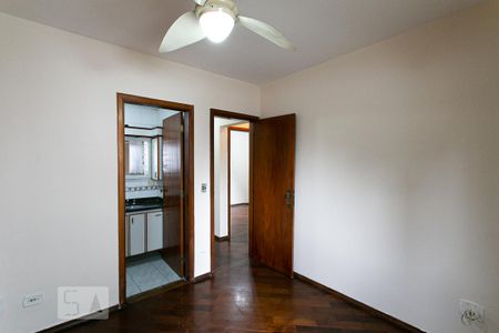 Suíte de apartamento para alugar com 3 quartos, 100m² em Vila Azevedo, São Paulo