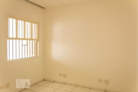 Quarto 1 de casa para alugar com 2 quartos, 80m² em Vila Isa, São Paulo