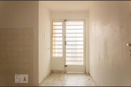 Casa para alugar com 80m², 2 quartos e 2 vagas Casa para alugar com 80m², 2 quartos e 2 vagasCozinha