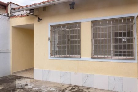 Casa para alugar com 80m², 2 quartos e 2 vagas Casa para alugar com 80m², 2 quartos e 2 vagasGaragem