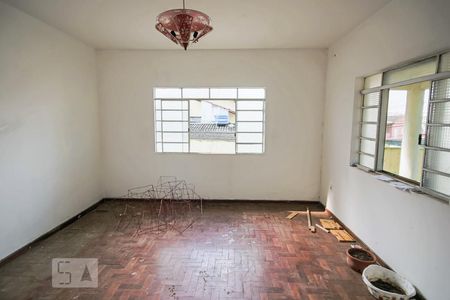 Sala de casa à venda com 3 quartos, 125m² em Jardim Celeste, São Paulo
