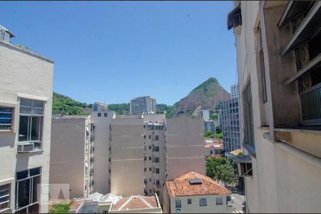 Vista da Sala de apartamento à venda com 1 quarto, 40m² em Laranjeiras, Rio de Janeiro