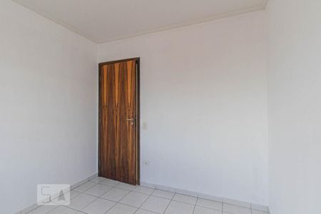 Quarto 1 de apartamento para alugar com 3 quartos, 70m² em Cidade Industrial, Curitiba