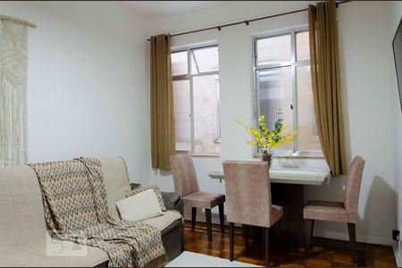 Sala de apartamento à venda com 2 quartos, 60m² em Catete, Rio de Janeiro