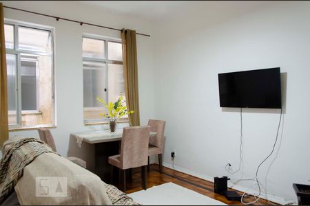 Sala de apartamento à venda com 2 quartos, 60m² em Catete, Rio de Janeiro