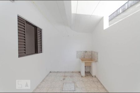 Casa para alugar com 50m², 1 quarto e sem vagaÁrea de Serviço
