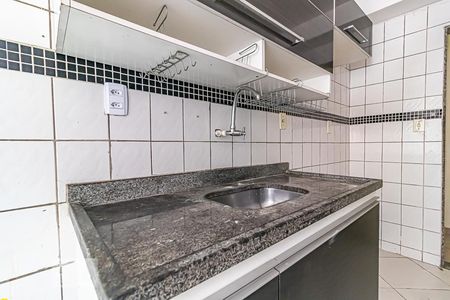 Apartamento à venda com 55m², 2 quartos e 1 vagaCozinha - Torneira