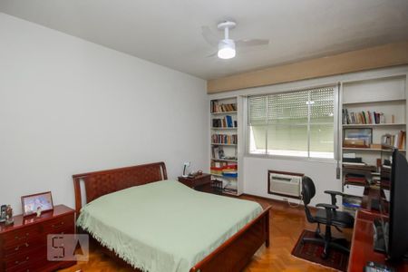 Apartamento à venda com 300m², 4 quartos e 3 vagasQuarto 4 - Suite