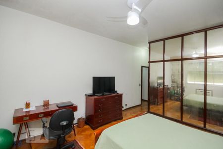 Apartamento à venda com 300m², 4 quartos e 3 vagasQuarto 4 - Suite
