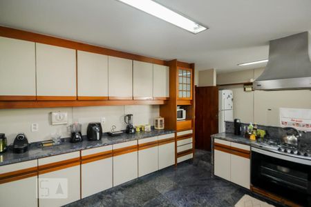 Apartamento à venda com 300m², 4 quartos e 3 vagasCozinha 