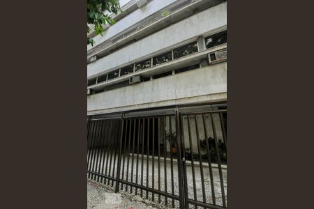 Apartamento à venda com 300m², 4 quartos e 3 vagasFachada 