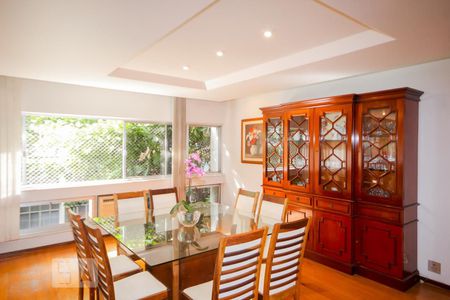 Apartamento à venda com 300m², 4 quartos e 3 vagasSala