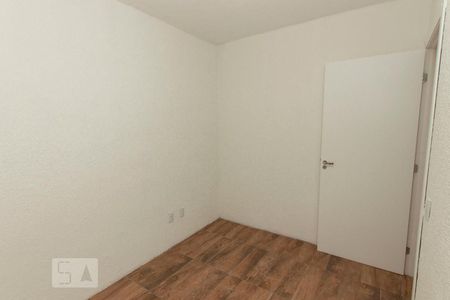 Quarto 2 de apartamento para alugar com 2 quartos, 40m² em Mário Quintana, Porto Alegre