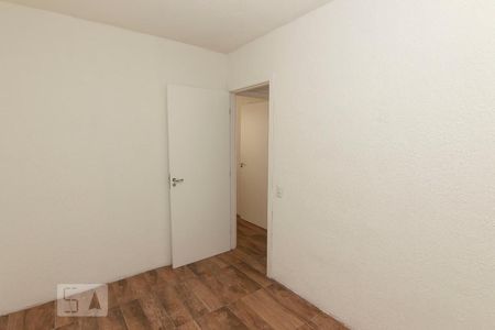 Quarto 2 de apartamento para alugar com 2 quartos, 40m² em Mário Quintana, Porto Alegre