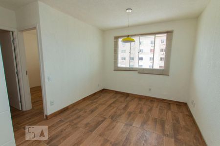 Sala de apartamento para alugar com 2 quartos, 40m² em Mário Quintana, Porto Alegre