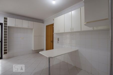 Apartamento para alugar com 147m², 4 quartos e 2 vagasCozinha