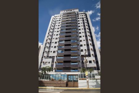Apartamento para alugar com 147m², 4 quartos e 2 vagasFachada