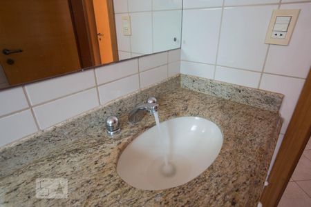 Apartamento para alugar com 147m², 4 quartos e 2 vagasBanheiro social - pia