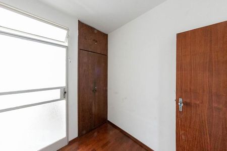 Quarto 1 de apartamento para alugar com 2 quartos, 121m² em Gutierrez, Belo Horizonte
