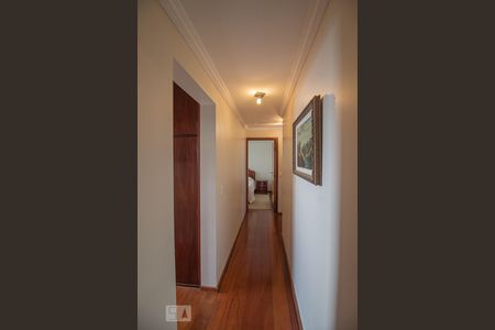 Apartamento à venda com 190m², 4 quartos e 2 vagasQuarto