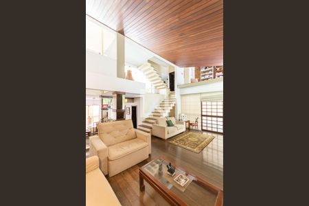 Sala de casa à venda com 3 quartos, 270m² em Vila Isabel, Rio de Janeiro