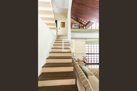 Escadas de casa à venda com 3 quartos, 270m² em Vila Isabel, Rio de Janeiro