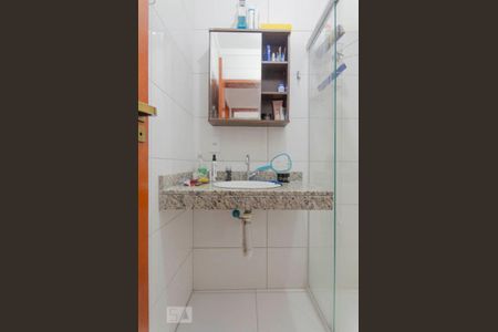 Casa de condomínio à venda com 112m², 3 quartos e 2 vagas Casa de condomínio à venda com 112m², 3 quartos e 2 vagasBanheiro