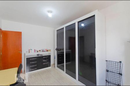 Casa de condomínio à venda com 112m², 3 quartos e 2 vagas Casa de condomínio à venda com 112m², 3 quartos e 2 vagasQuarto 2