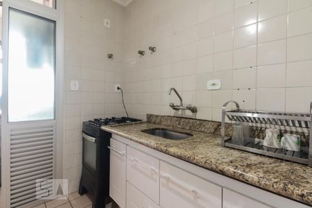 Apartamento à venda com 56m², 2 quartos e 1 vagaCozinha 