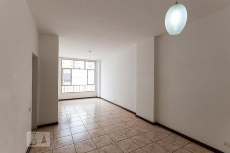 Apartamento à venda com 93m², 4 quartos e 1 vagaSala