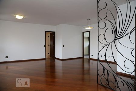 Sala de apartamento para alugar com 3 quartos, 160m² em Lar São Paulo, São Paulo