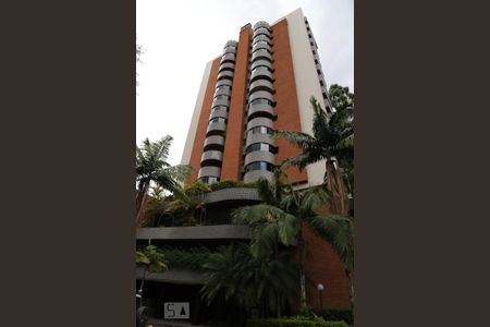 Apartamento para alugar com 160m², 3 quartos e 3 vagasFachada