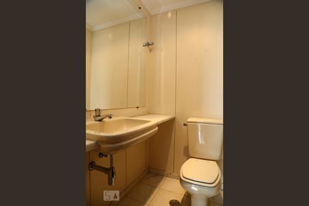 Apartamento para alugar com 160m², 3 quartos e 3 vagasLavabo