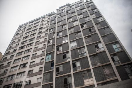 Studio para alugar com 30m², 1 quarto e sem vaga Studio para alugar com 30m², 1 quarto e sem vagaFachada do Prédio