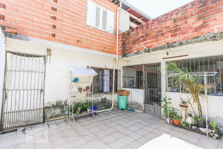 Casa à venda com 220m², 6 quartos e 2 vagas Casa à venda com 220m², 6 quartos e 2 vagasQuintal