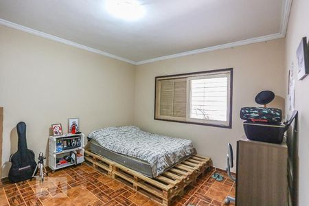 Quarto 1 de casa à venda com 6 quartos, 220m² em Ferreira, São Paulo