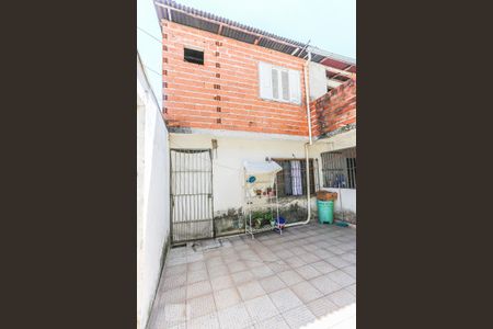 Casa à venda com 220m², 6 quartos e 2 vagas Casa à venda com 220m², 6 quartos e 2 vagasQuintal