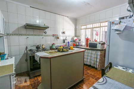Casa à venda com 220m², 6 quartos e 2 vagas Casa à venda com 220m², 6 quartos e 2 vagas Cozinha