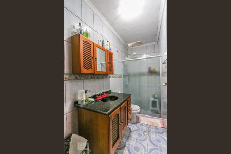 Casa à venda com 220m², 6 quartos e 2 vagas Casa à venda com 220m², 6 quartos e 2 vagasBanheiro