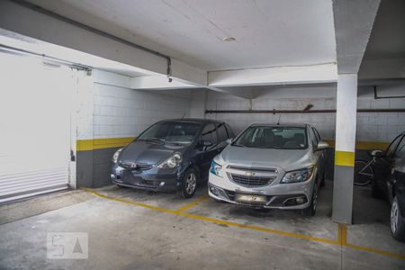 Apartamento à venda com 69m², 2 quartos e 2 vagas Apartamento à venda com 69m², 2 quartos e 2 vagasGaragem