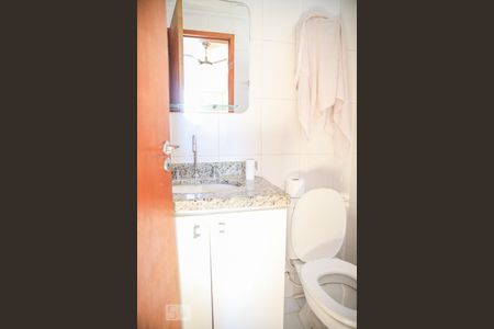 Apartamento à venda com 69m², 2 quartos e 2 vagas Apartamento à venda com 69m², 2 quartos e 2 vagasBanheiro da Suíte