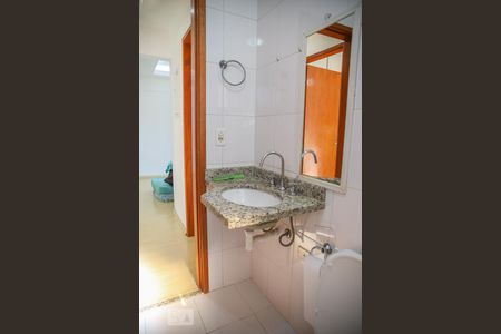 Apartamento à venda com 69m², 2 quartos e 2 vagas Apartamento à venda com 69m², 2 quartos e 2 vagasBanheiro Corredor