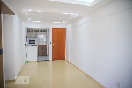 Sala de apartamento à venda com 2 quartos, 69m² em Olímpico, São Caetano do Sul