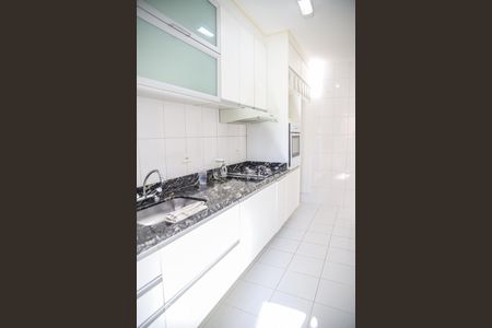 Apartamento à venda com 69m², 2 quartos e 2 vagas Apartamento à venda com 69m², 2 quartos e 2 vagasCozinha