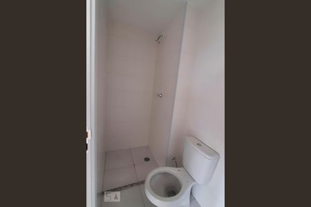 Banheiro de apartamento para alugar com 2 quartos, 28m² em Jardim Planalto, São Paulo