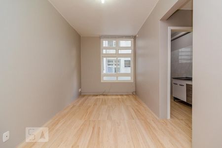 Studio à venda com 35m², 1 quarto e sem vaga Studio à venda com 35m², 1 quarto e sem vagaSala/Quarto