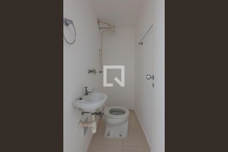 Apartamento à venda com 102m², 2 quartos e 2 vagas Apartamento à venda com 102m², 2 quartos e 2 vagasBanheiro de Serviço
