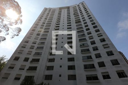 Apartamento à venda com 102m², 2 quartos e 2 vagas Apartamento à venda com 102m², 2 quartos e 2 vagasFachada