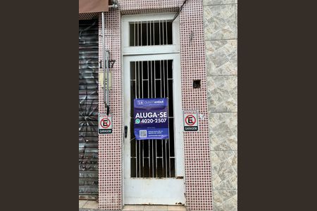 Casa para alugar com 45m², 2 quartos e sem vaga Casa para alugar com 45m², 2 quartos e sem vagaFachada