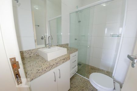Apartamento para alugar com 62m², 2 quartos e 1 vaga Apartamento para alugar com 62m², 2 quartos e 1 vagaBanheiro da suíte